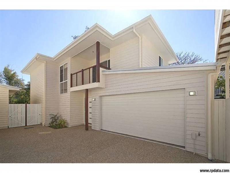 68A Winchester Street, Hamilton QLD 4007