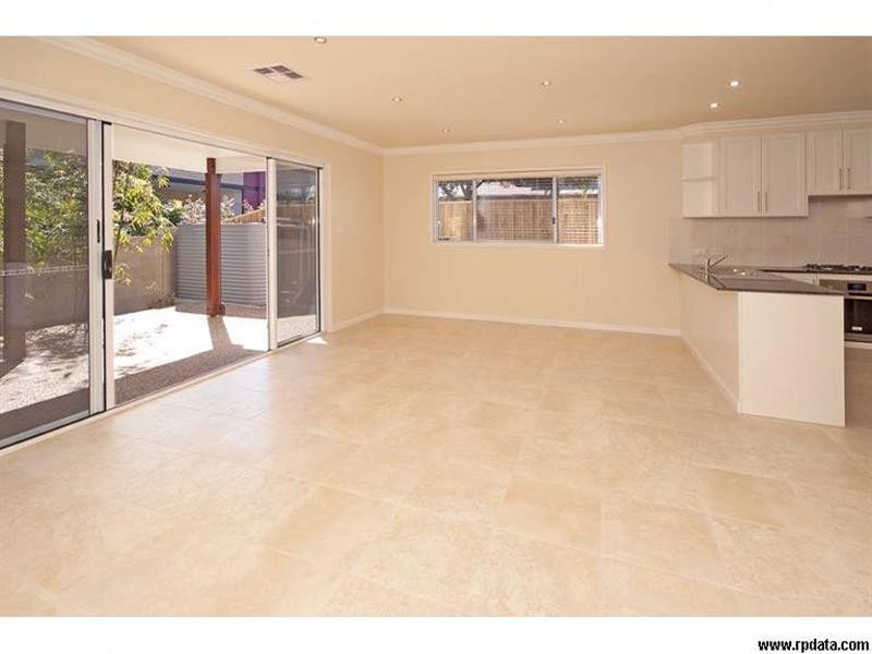 68A Winchester Street, Hamilton QLD 4007