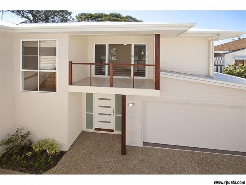 68A Winchester Street, Hamilton QLD 4007