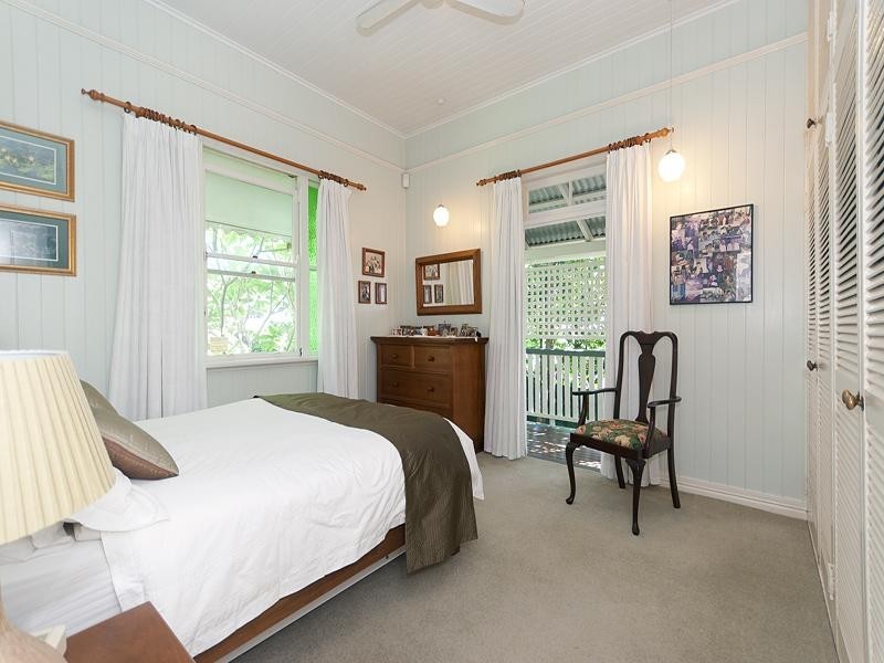 98 Hawdon Street, Wilston QLD 4051