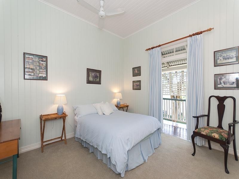 98 Hawdon Street, Wilston QLD 4051