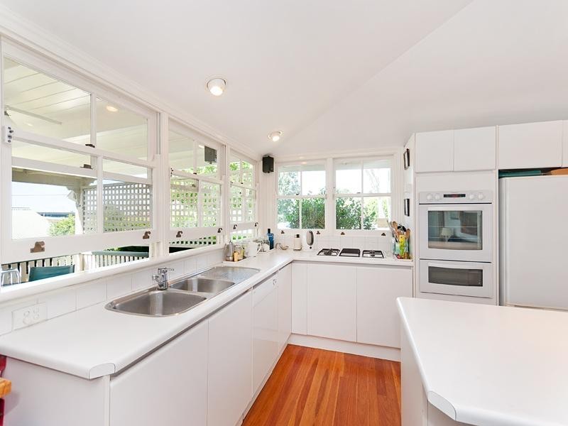 98 Hawdon Street, Wilston QLD 4051