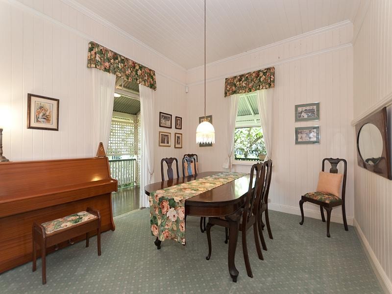 98 Hawdon Street, Wilston QLD 4051