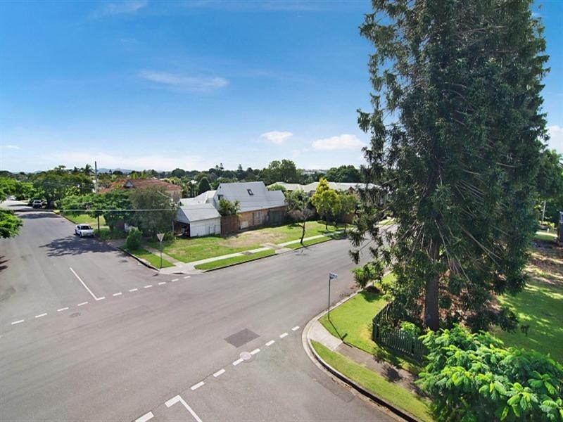 9 Derby Street, Hendra QLD 4011