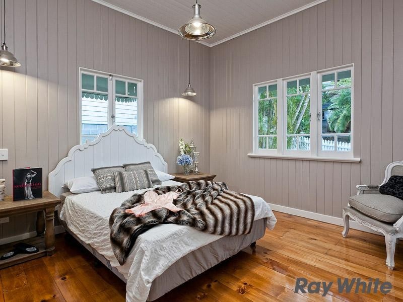 48 Harris Street, Windsor QLD 4030