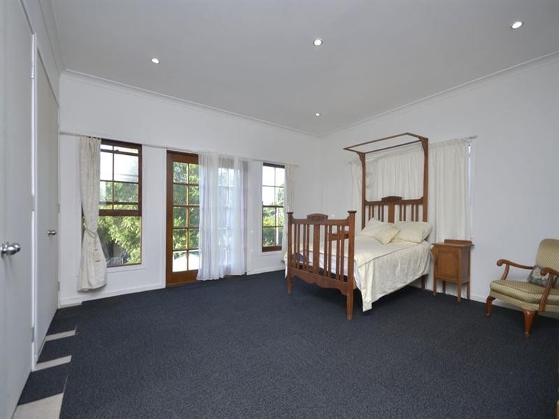 106 Mein Street, Hendra QLD 4011