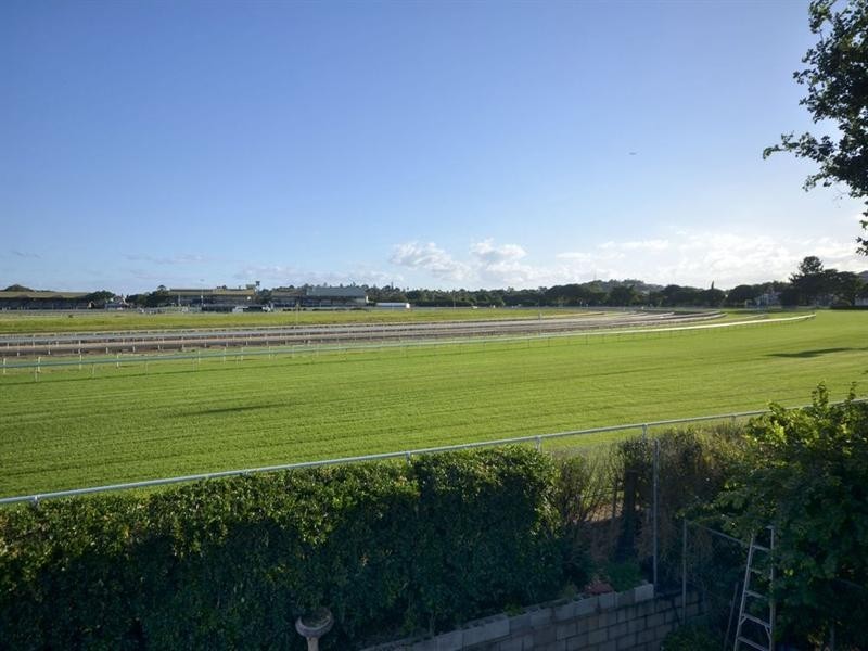 106 Mein Street, Hendra QLD 4011