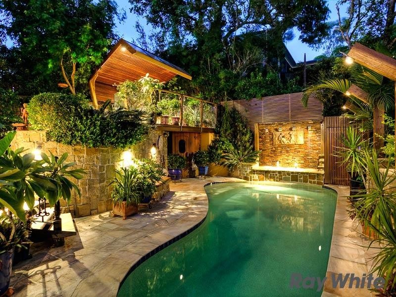 112 Fifth Avenue, Windsor QLD 4030