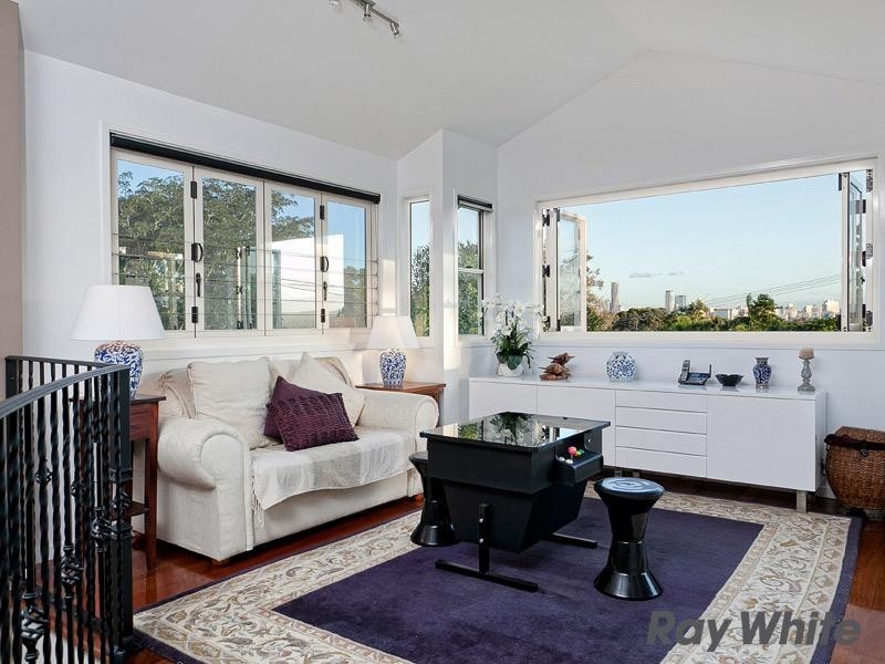 112 Fifth Avenue, Windsor QLD 4030