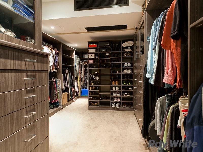 112 Fifth Avenue, Windsor QLD 4030