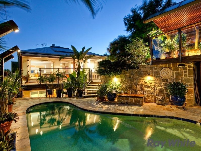 112 Fifth Avenue, Windsor QLD 4030