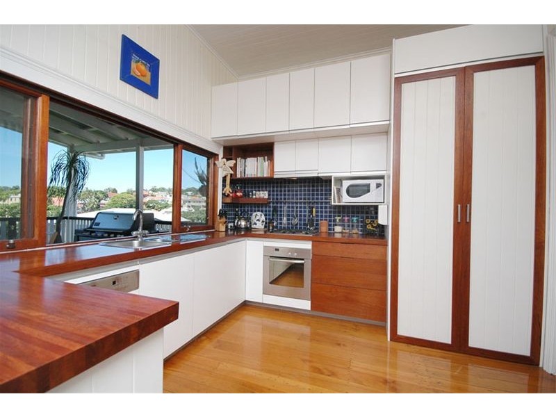 19 Christian Street, Clayfield QLD 4011