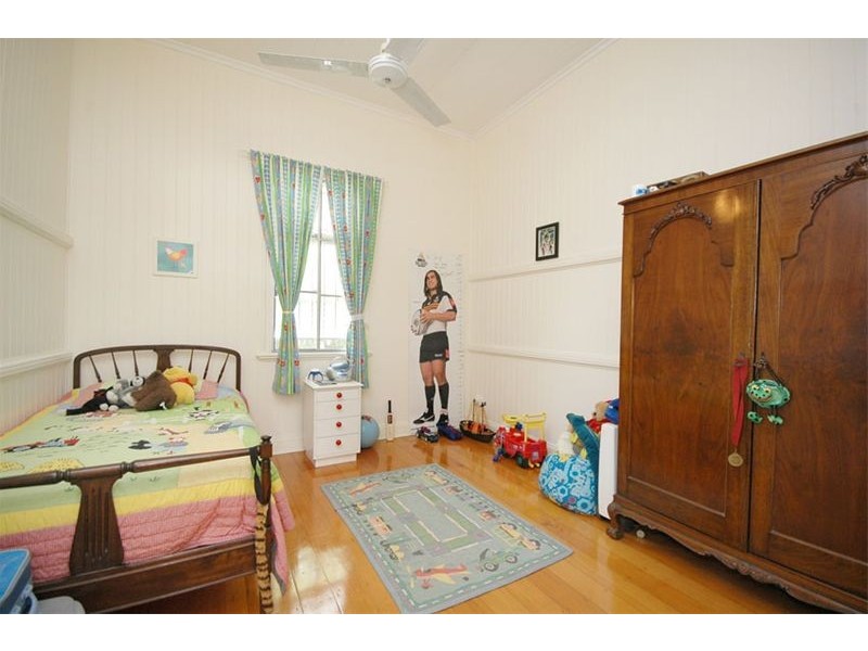 19 Christian Street, Clayfield QLD 4011