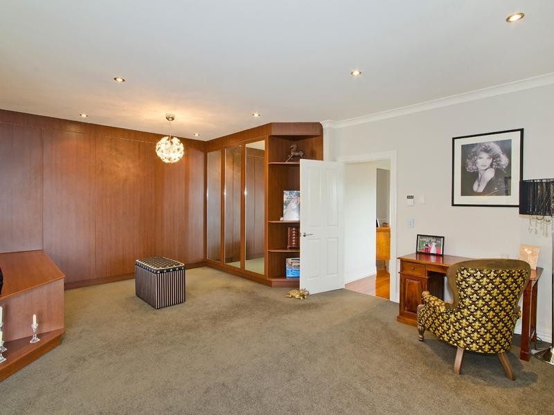 94 Peary Street, Northgate QLD 4013