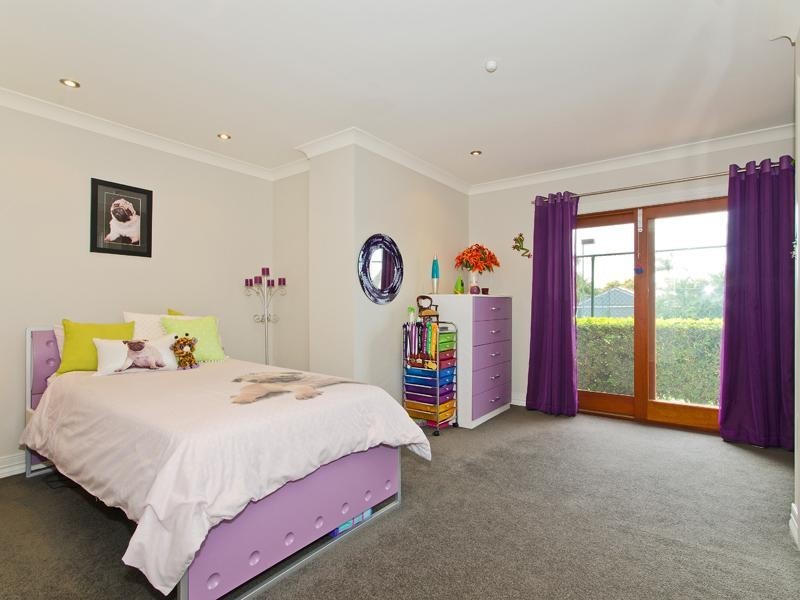 94 Peary Street, Northgate QLD 4013