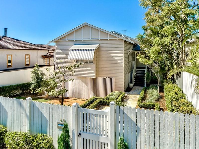 43 Hipwood Road, Hamilton QLD 4007