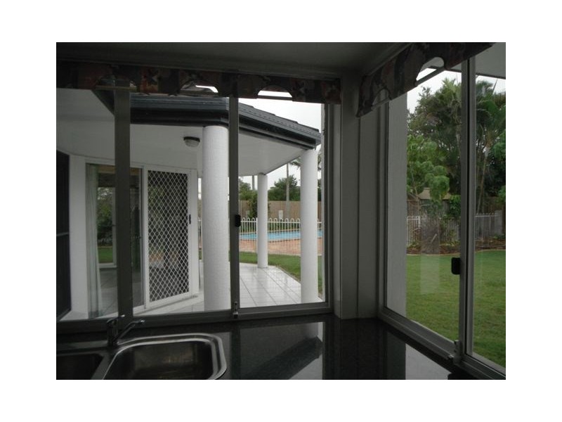 25 Saturn Crescent, Bridgeman Downs QLD 4035