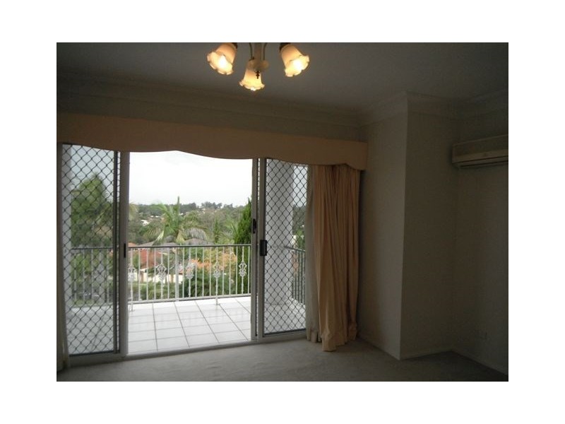 25 Saturn Crescent, Bridgeman Downs QLD 4035