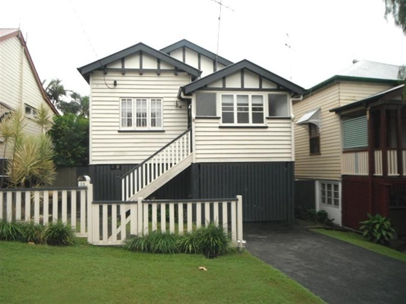 26 Fosbery Street, Windsor QLD 4030