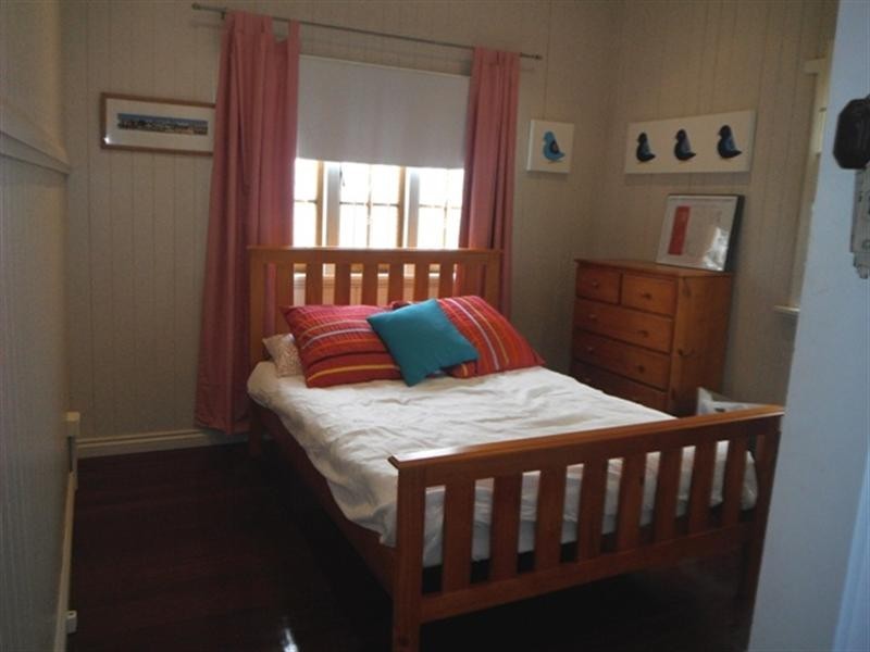 26 Fosbery Street, Windsor QLD 4030