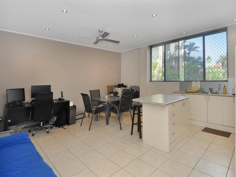 2/110 Kingsford Smith Drive, Hamilton QLD 4007