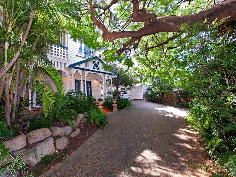 5 Hunter Lane, Clayfield QLD 4011