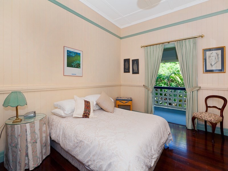 5 Hunter Lane, Clayfield QLD 4011