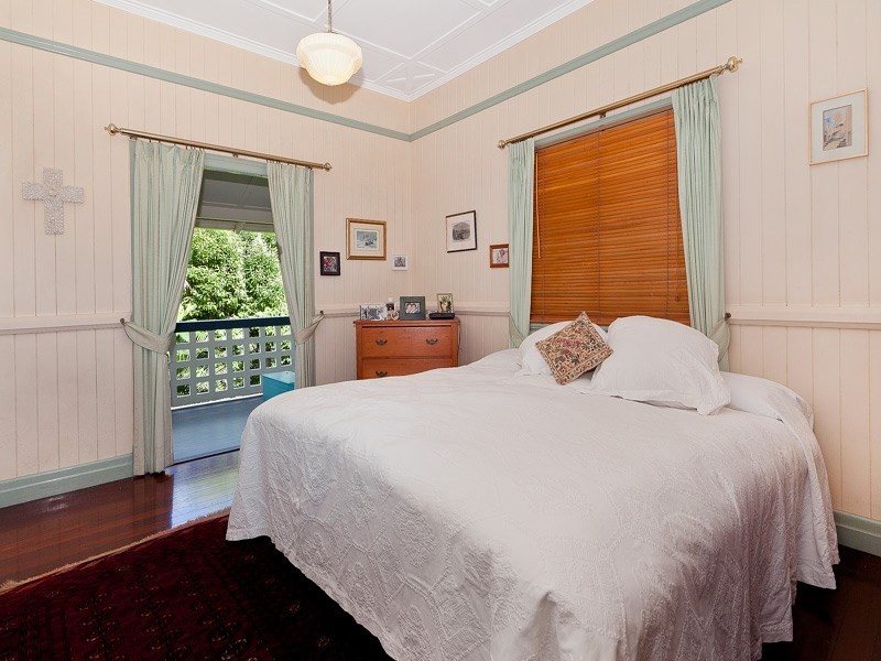 5 Hunter Lane, Clayfield QLD 4011