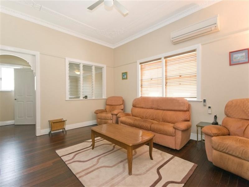 19 Goulburn Street, Gordon Park QLD 4031