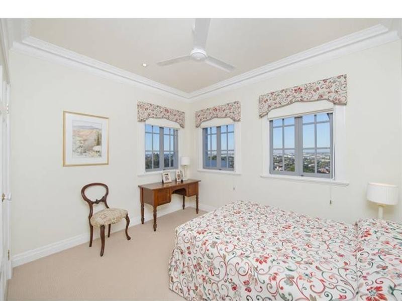 33 Markwell Street, Hamilton QLD 4007