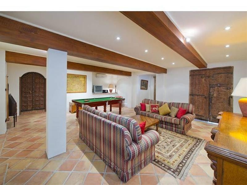 33 Markwell Street, Hamilton QLD 4007