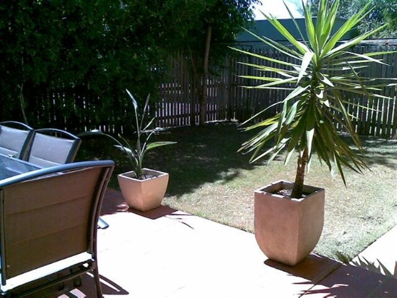 2/14 Hilda Street, Hamilton QLD 4007