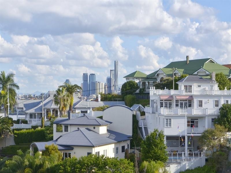 27 Langside Road, Hamilton QLD 4007