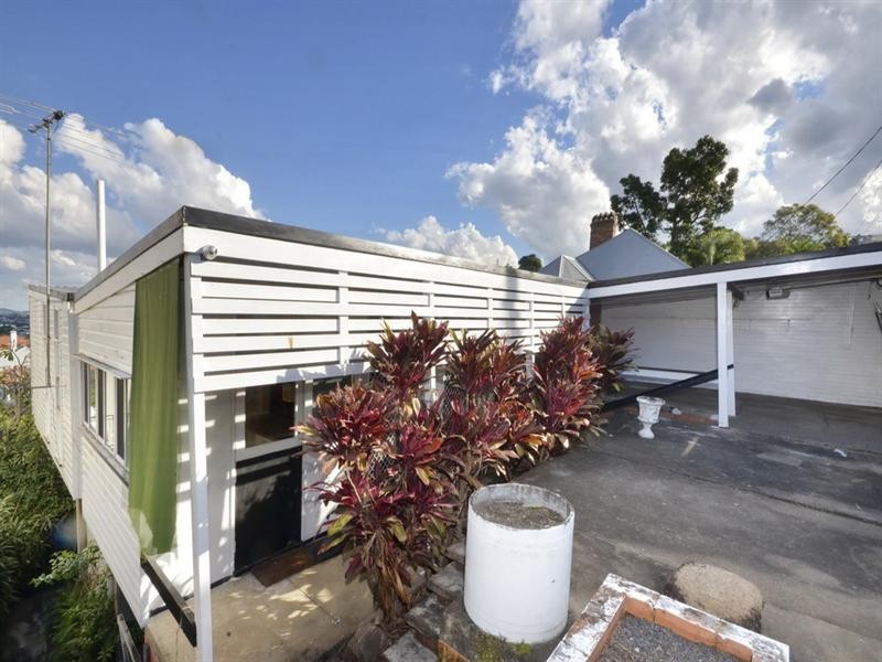 27 Langside Road, Hamilton QLD 4007