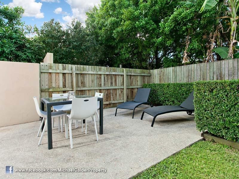 2/23 Winchester Street, Hamilton QLD 4007