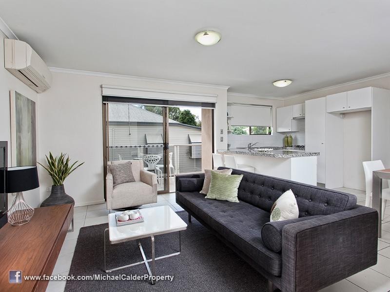 4/23 Winchester Street, Hamilton QLD 4007