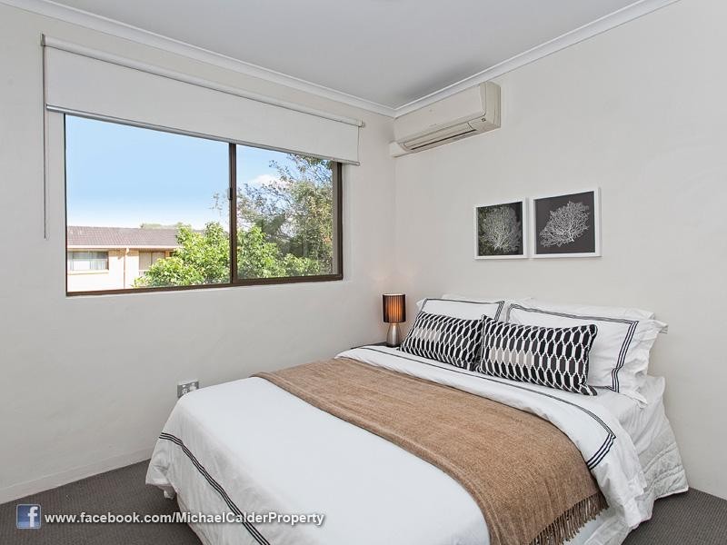 4/23 Winchester Street, Hamilton QLD 4007