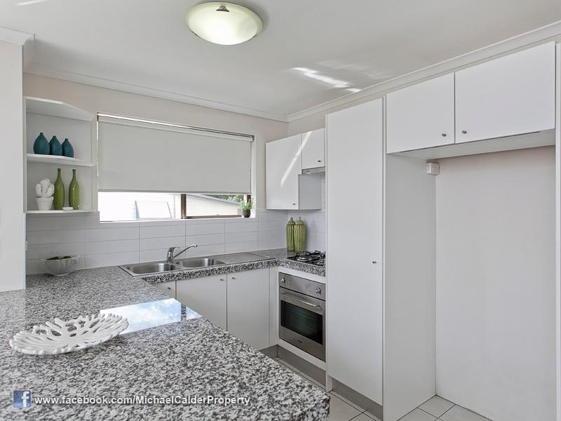 4/23 Winchester Street, Hamilton QLD 4007