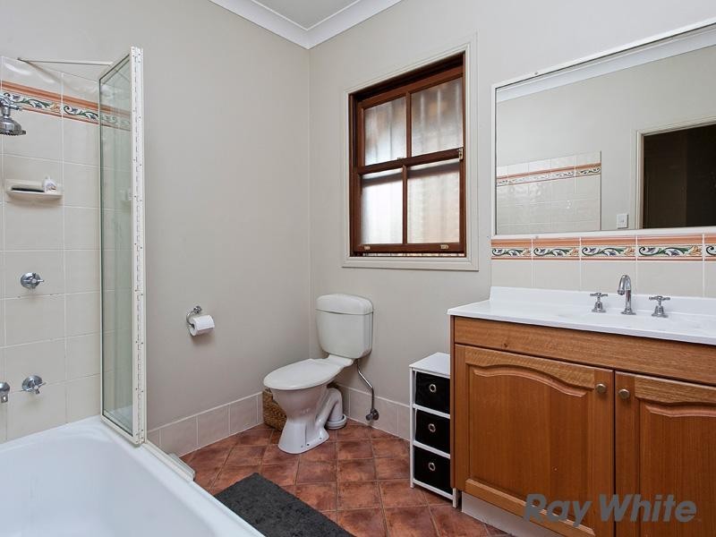 34 Lansdowne Street, Newmarket QLD 4051