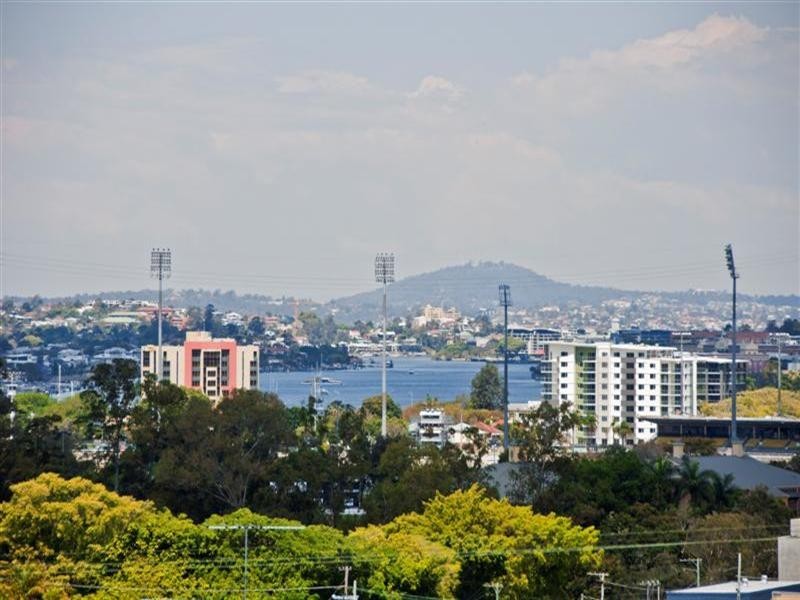 4/415 Sandgate Road, Albion QLD 4010