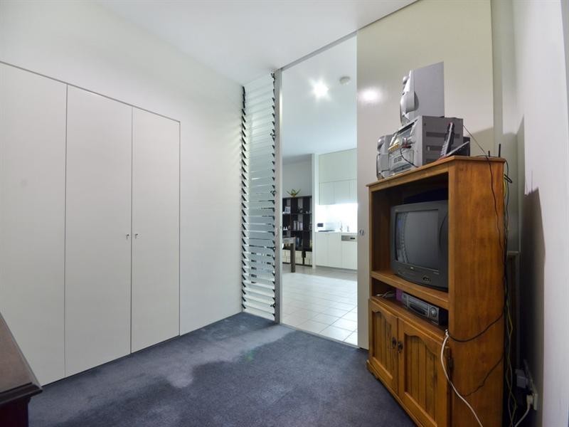 305/38 Skyring Terrace, Teneriffe QLD 4005