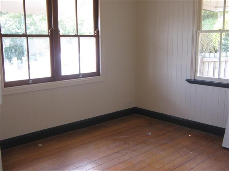 30 Whytecliffe Street, Albion QLD 4010