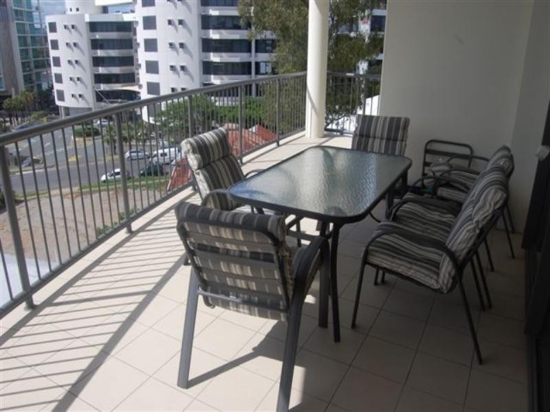 1071/18 Manning Street, Milton QLD 4064