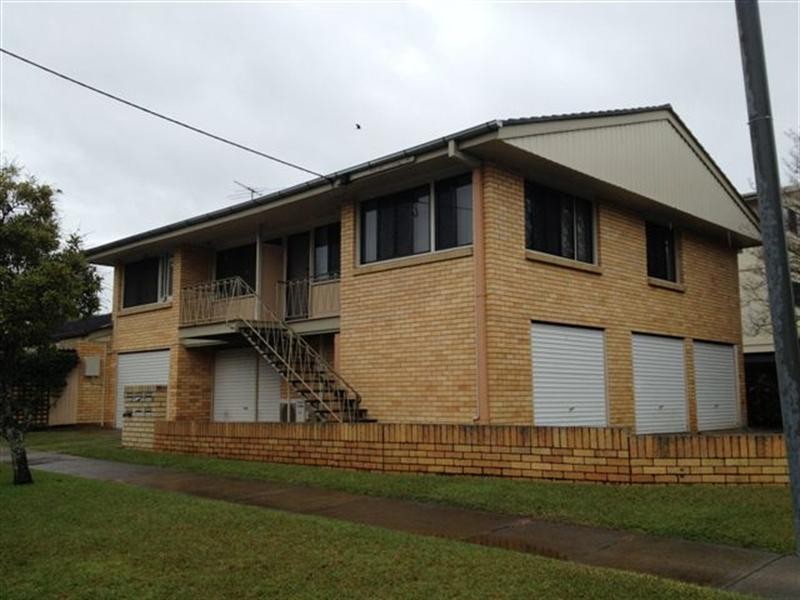 2/1 Vine Street, Ascot QLD 4007