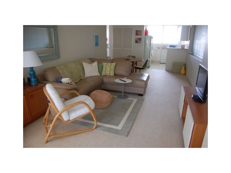 82 Racecourse Road, Ascot QLD 4007