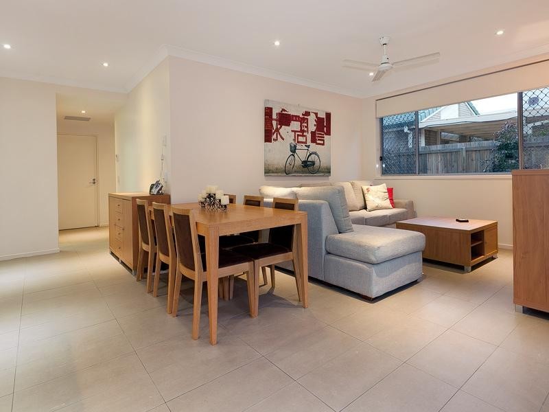 1/32 Windsor Street, Hamilton QLD 4007