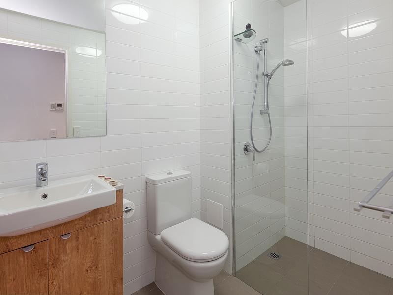 1/32 Windsor Street, Hamilton QLD 4007