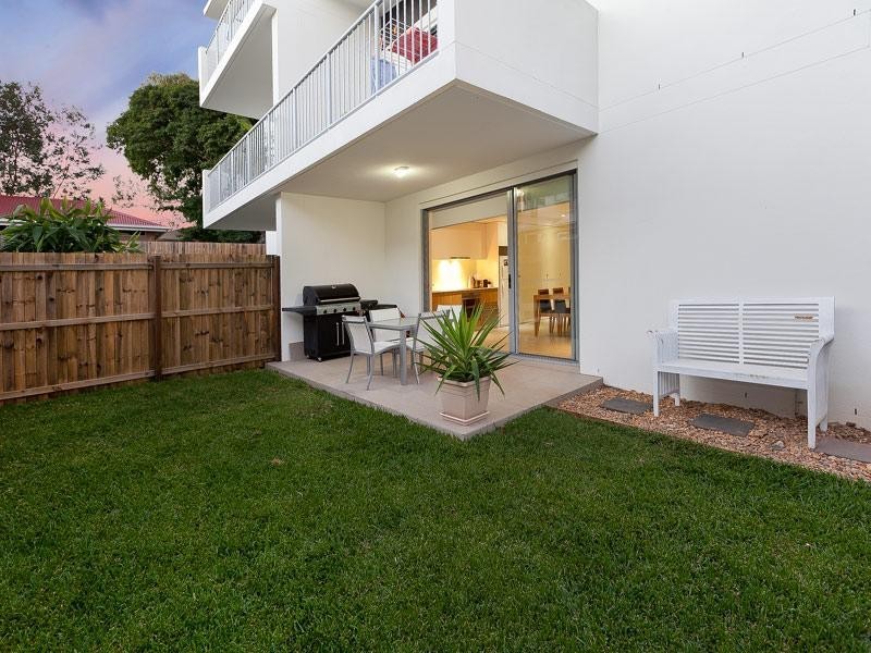 1/32 Windsor Street, Hamilton QLD 4007