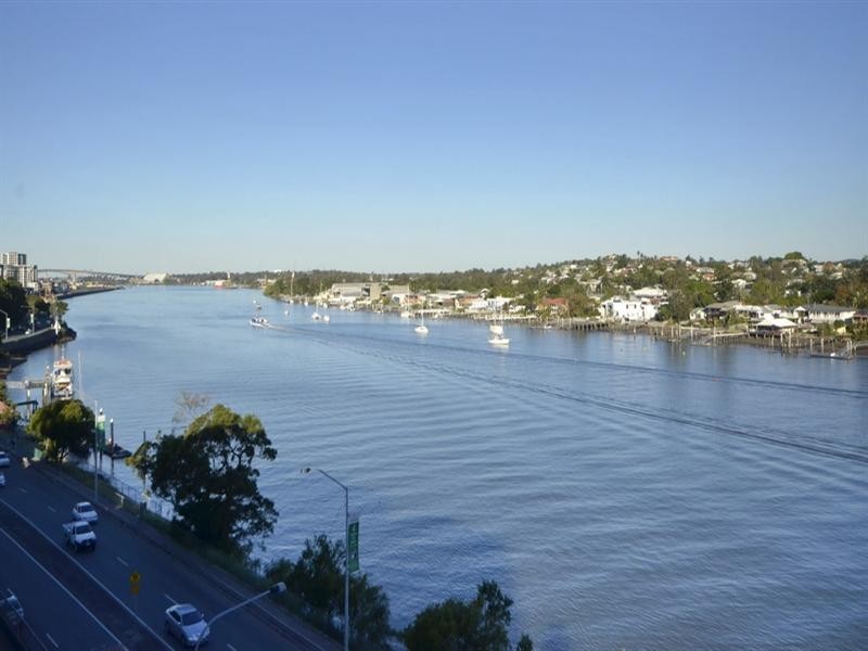 8/55 Hillside Crescent, Hamilton QLD 4007