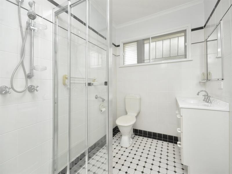 4/104 Oriel Road, Clayfield QLD 4011